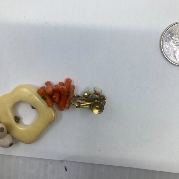 Vtg MIRIAM HASKELL signed bone red coral glass hippy boho 3" earrings - Picture 3 of 5
